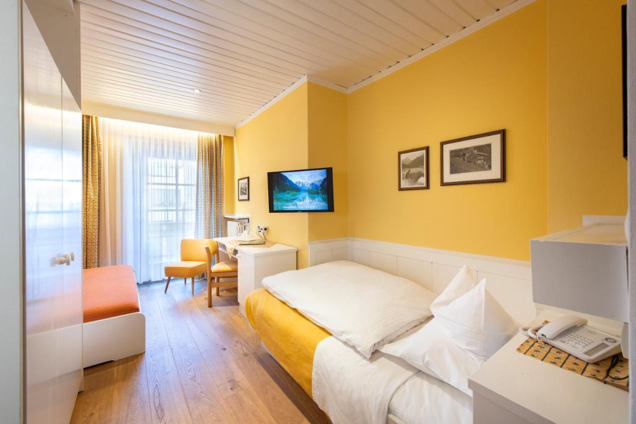 Hotel Cavallino Bianco - Weisses Roessl Сан-Кандидо Экстерьер фото